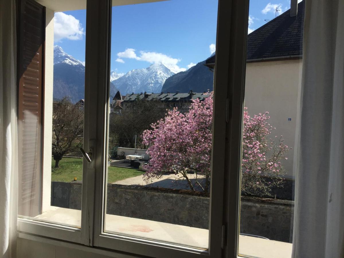 Superbe Appartement A Bourg D'Oisans Avec Terrasse Sud Le Bourg-dʼOisans Exterior foto